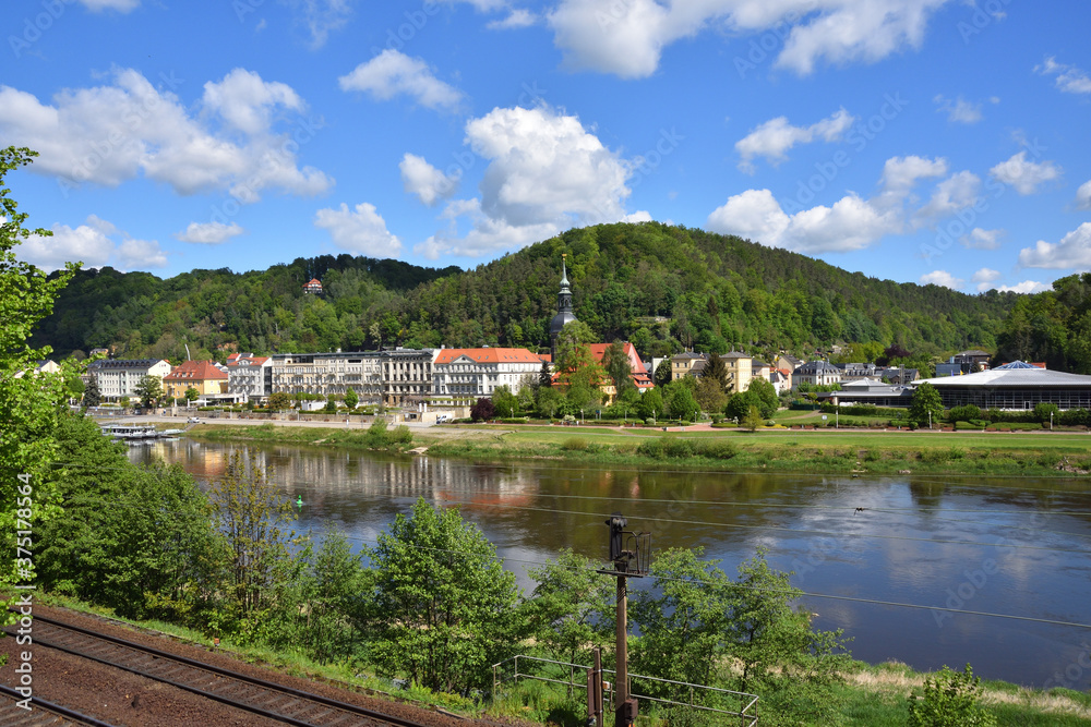 Blick auf Bad Schandau in der Sächsischen Schweiz	
