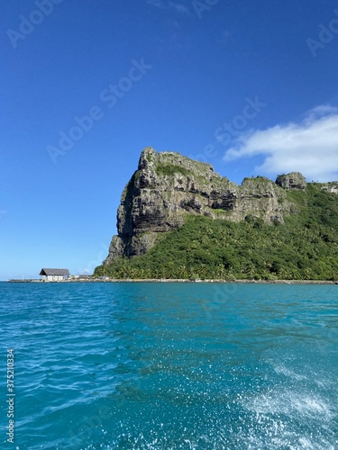 Rocher et lagon de Maupiti, Polynésie française 