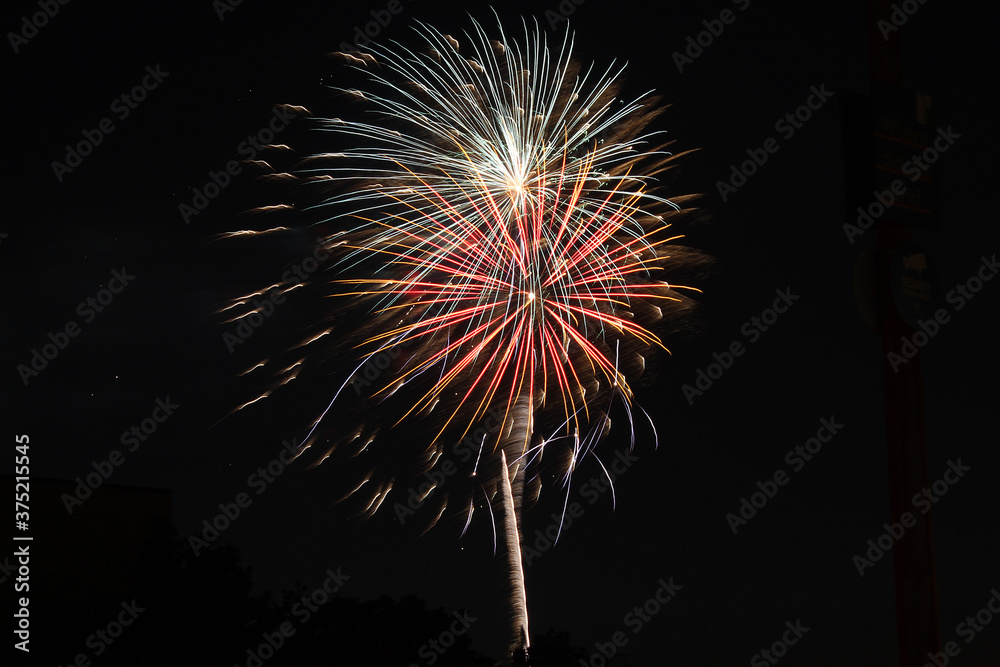 A beautiful display of fireworks at the 2019 Katy Mills firework show for July 4th A beautiful display of fireworks at the 2019 Katy Mills firework show for July 4th