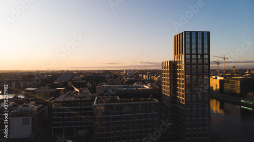 Couché de soleil au dessus des buildings;, Dublin - Irlande 