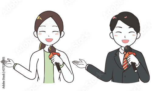 紹介で笑うリポーター　上半身