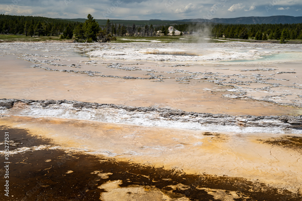 Great Fountain Geyser, along Firehole Lake Drive in Yellowstone National Park