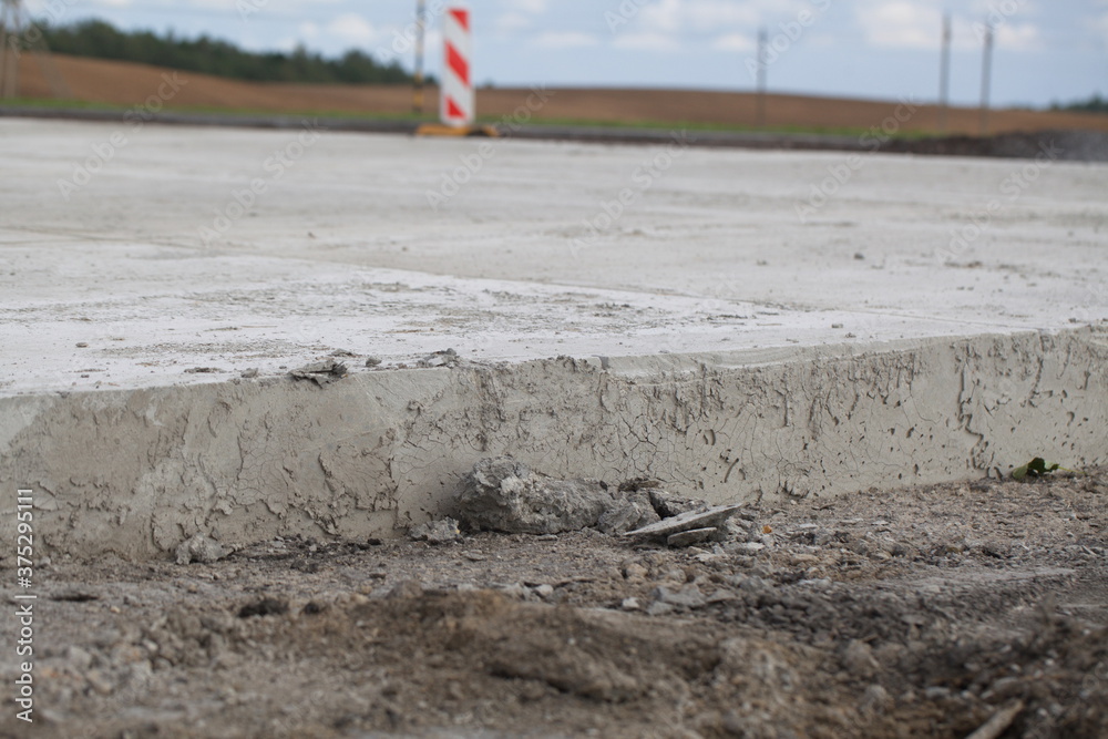 expansion joint construction of a cement road. washed concrete technology expansion joint construction of a cement road. washed concrete technology