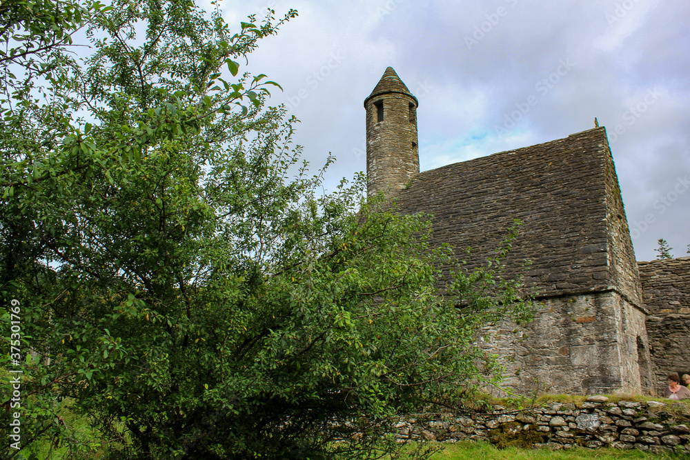Wicklow in Irland Historische Landschaften Kirche Ruine Friedhof