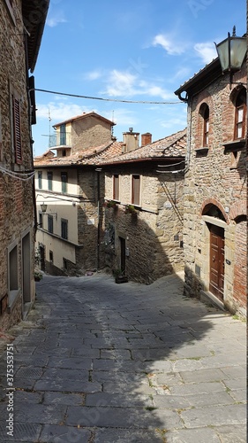 Fototapeta Naklejka Na Ścianę i Meble -  Details of the ancient city centre of Cortona, a town in province of Arezzo, Tuscany.