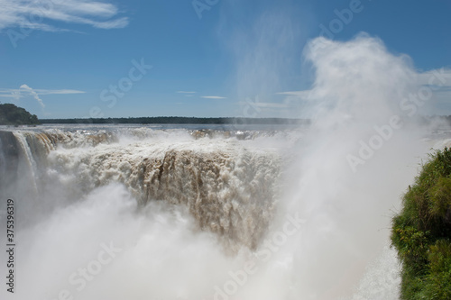 Iguazu/Iguaçu falls, Misiones Province, Argentina, South America, Unesco World Heritage Site.Iguazu/Iguaçu Wasserfälle Misiones Provinz, Argentinien, Südamerika, Unesco Weltkulturerbe,.