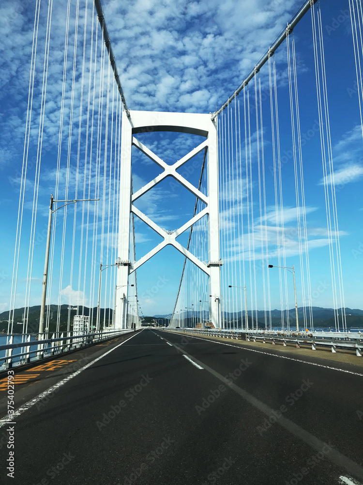 Obraz premium しまなみ海道 因島大橋