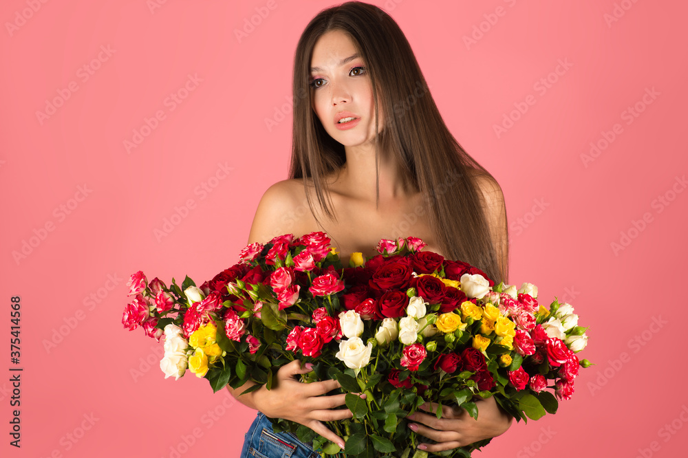 beautiful brunette with roses