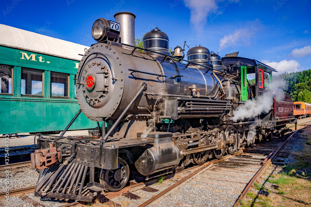 Obraz premium old steam locomotive