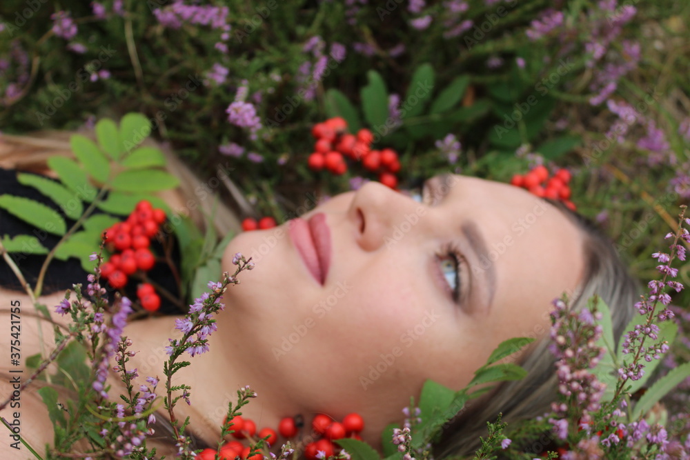 Naklejka premium Autumn portrait