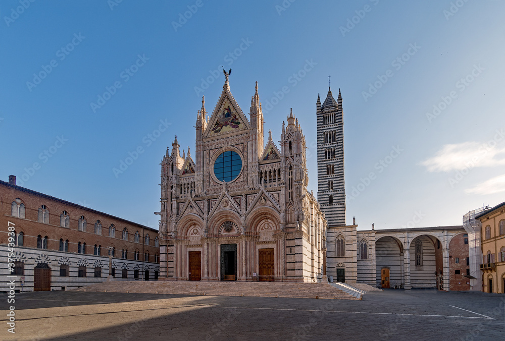 Der Dom Cattedrale Metropolitana di Santa Maria Assunta in Siena in der Toskana in Italien 