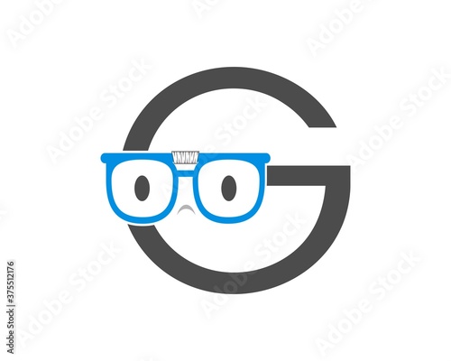 G letter initial with geek eyeglasses