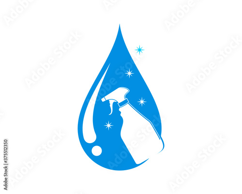 Cleaning with spray inside the water drop