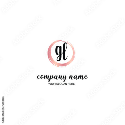 GM Initial handwriting logo template vector