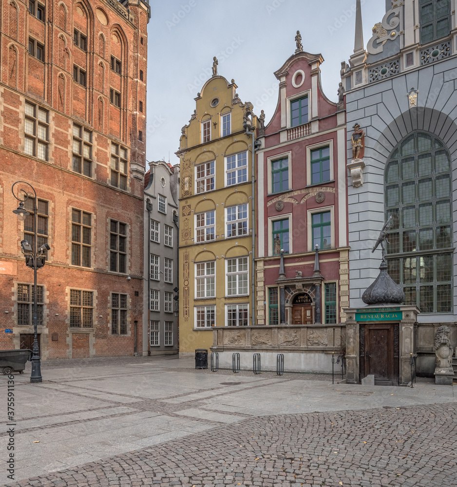 Dlugi Targ street, most attractive and pedestrianized street, lined with old, picturesque, colorful and rebuilt (after WWII) houses, once residences of wealthy citizens, Main City, Gdansk, Poland.