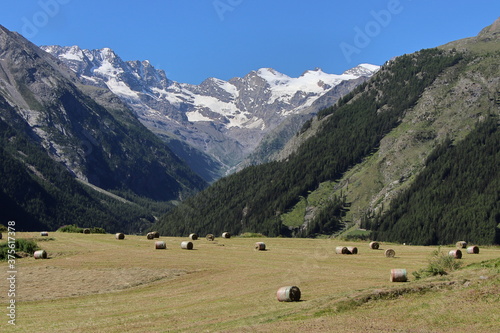 Views of the majestic mountains in the Cogne valley. 