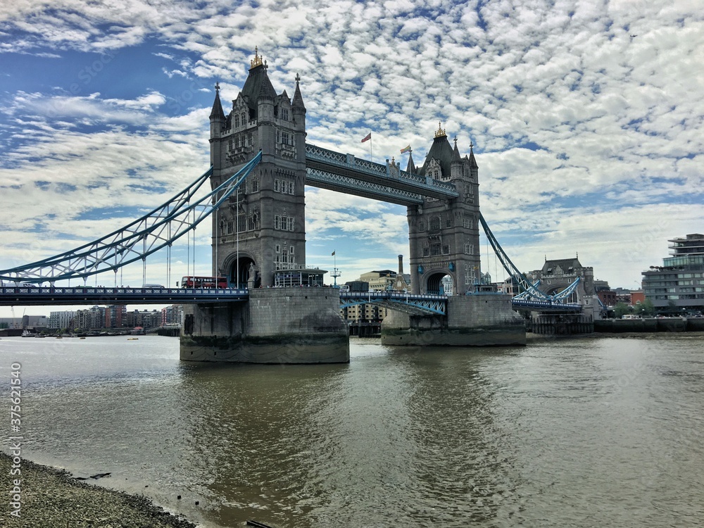 Obraz premium tower bridge in london