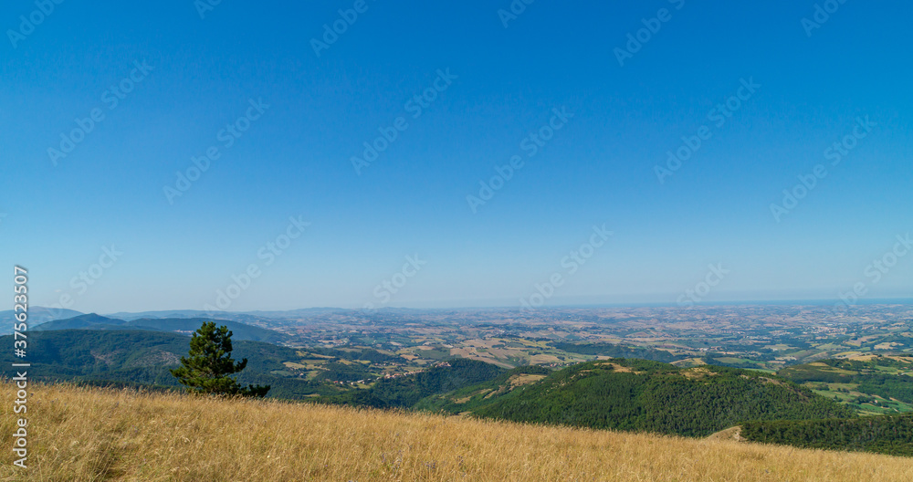 Obraz premium Vista da monte Murano nelle Marche