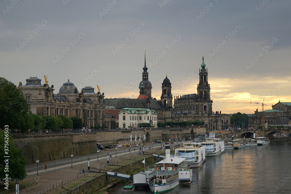 Blick auf die Altstadt in Dresden