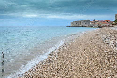 Fototapeta Naklejka Na Ścianę i Meble -  Gravel beach