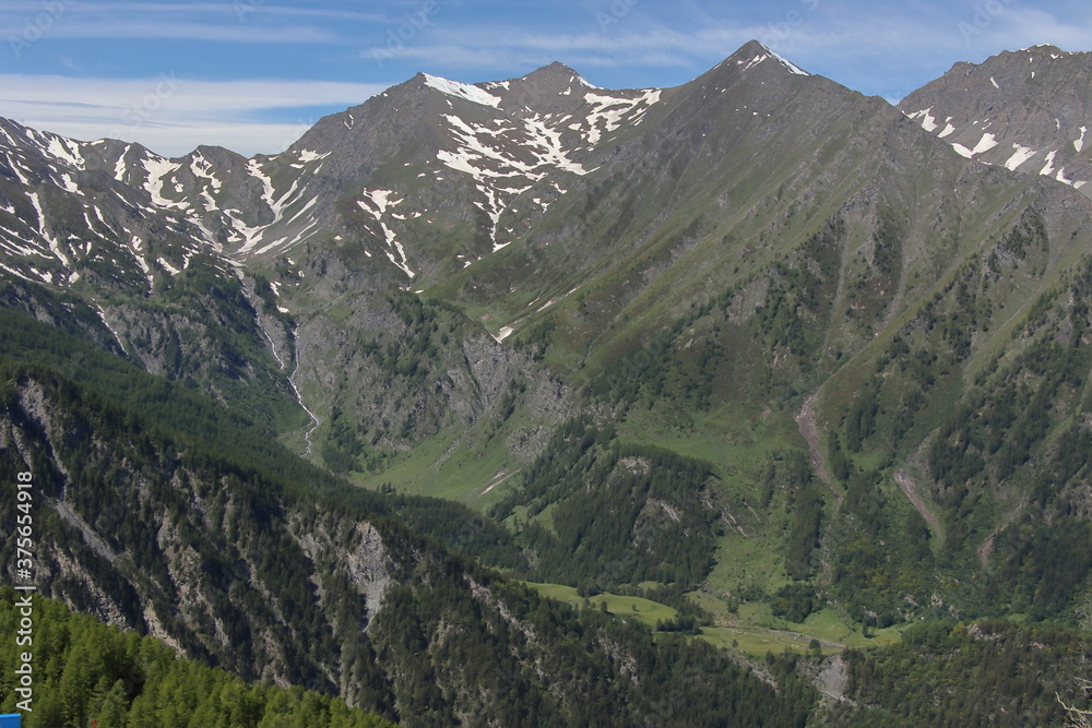 Obraz premium Lakes lying up in the mountains in the Chisone valley.