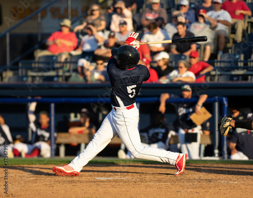 Canvas Print baseball player left swing 2