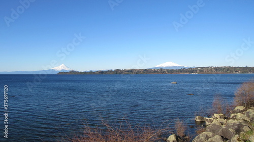 lago. volcán, nieve, cielo