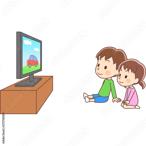テレビをみる子どもたち
