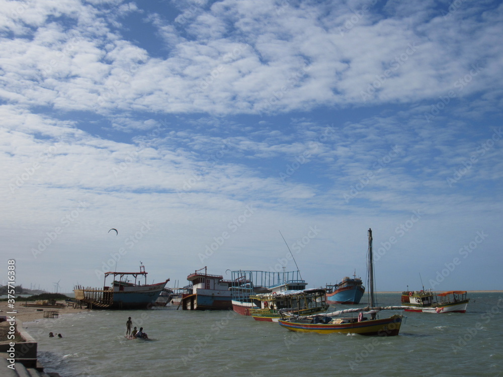 Fototapeta premium Itarema, Ceará / Brazil - 22/12/2019: fishing boats in island of guajiru, barcos de pesca na ilha do guajiru