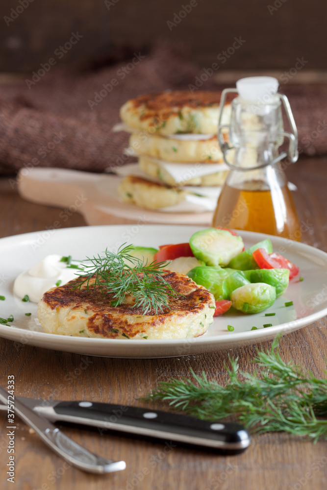 Potato patties with fresh herbs Potato patties with fresh herbs