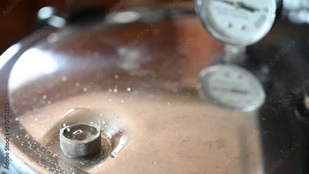 Pressure cooker building up steam and bubbling out unsealed valve Pressure cooker building up steam and bubbling out unsealed valve