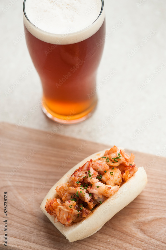 Maine Lobster Roll Maine Lobster Roll
