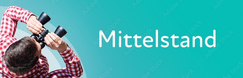 Naklejka premium Mittelstand. Mann bei Beobachtung mit Fernglas. Fokus auf Text/Wort. Panorama Format. Hintergrund blau/türkis.