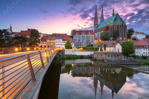 Obraz na płótnie Gorlitz, Germany. Cityscape image of historical downtown of Gorlitz, Germany during dramatic sunset. w salonie