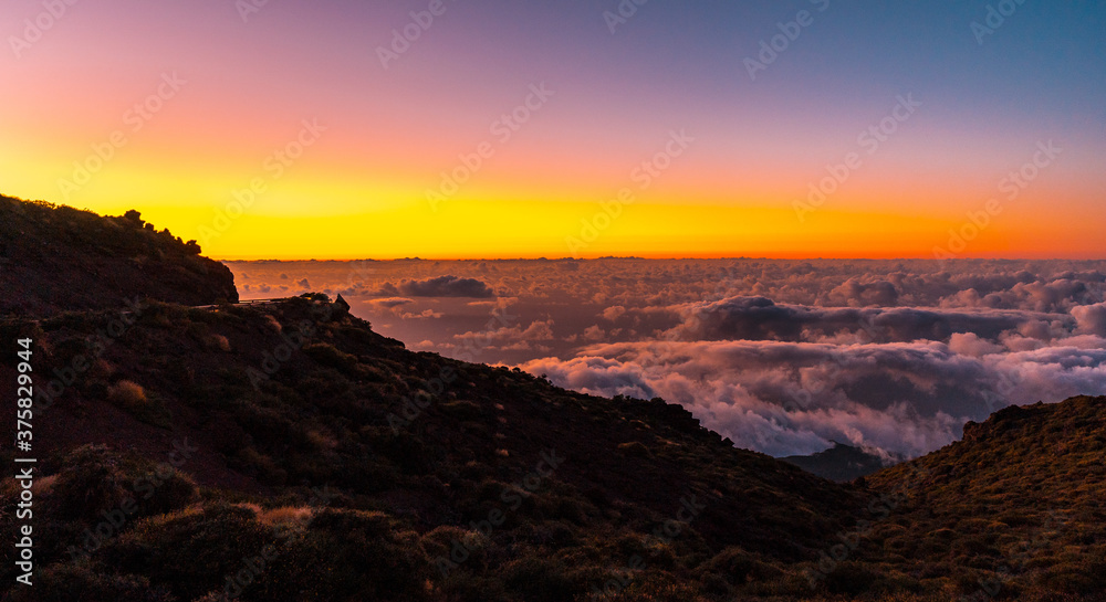 Sunset from the Caldera de Taburiente with a beautiful sea of clouds below, La Palma, Canary Islands. Spain
