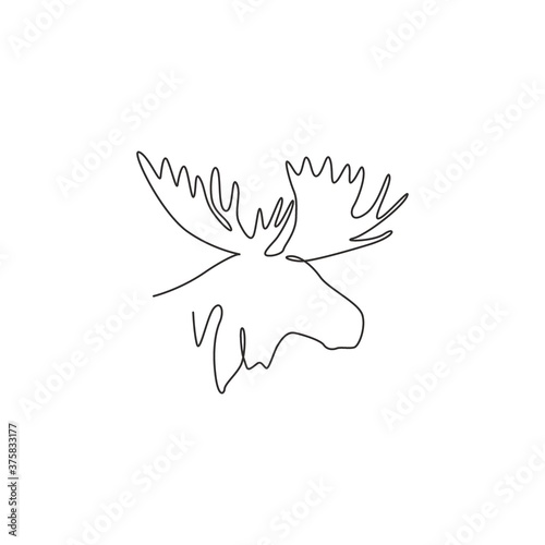 Single continuous line drawing of sturdy moose head for logo identity. Buck animal mascot concept for national zoo icon. One line draw graphic design vector illustration