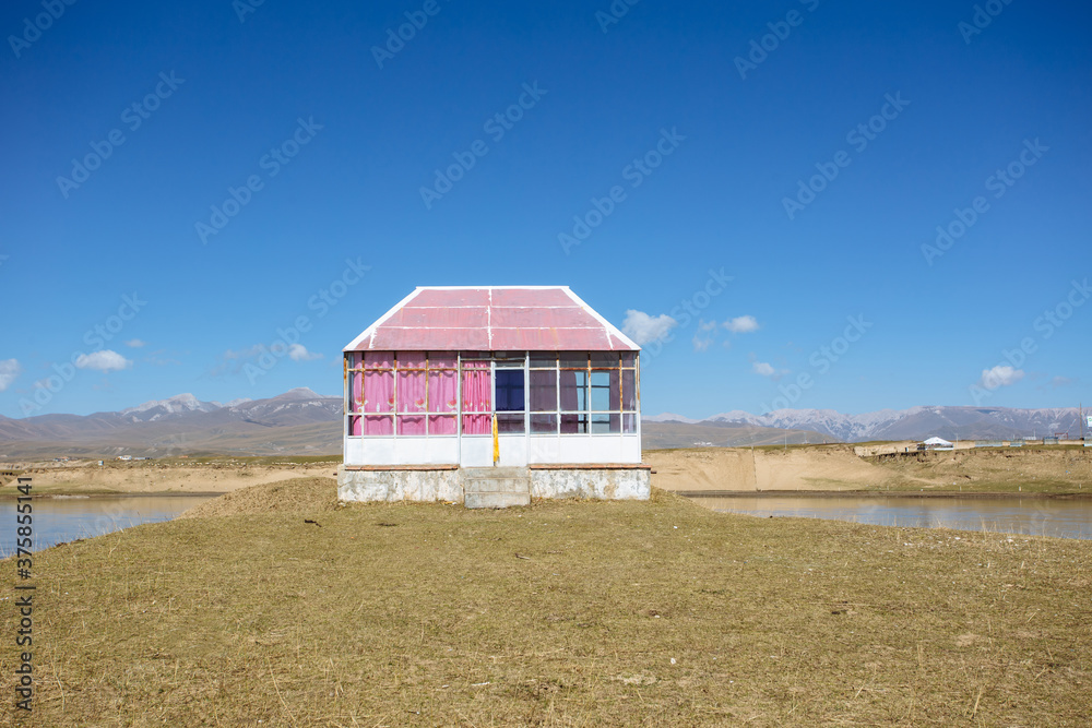 Abandoned house beside the Yellow river Abandoned house beside the Yellow river