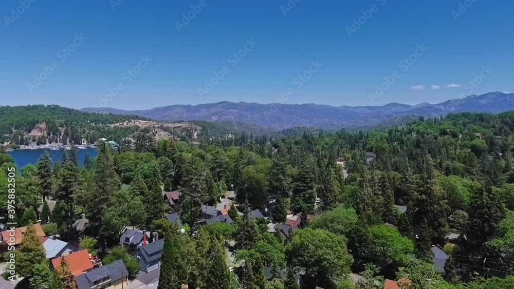 Drone camera moves towards the Arrowhead Lake and the houses in California, USA
Drone camera moves towards the Arrowhead Lake and the houses in California, USA