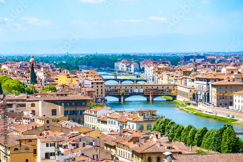 Fototapeta Naklejka Na Ścianę i Meble -  Florence city view in Italy. (Firenze in Italian) 