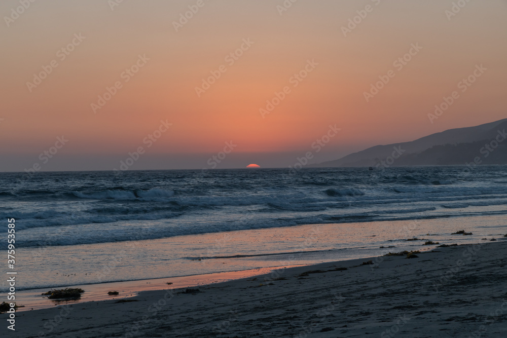 Another beautiful Zuma Beach sunset, Malibu, Southern California Another beautiful Zuma Beach sunset, Malibu, Southern California