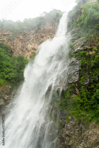 cascada del Mixcoate