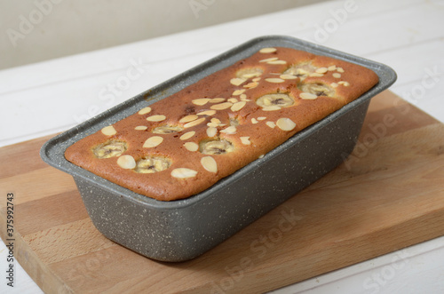  A Pan of Banana Cake, healthy and delicious