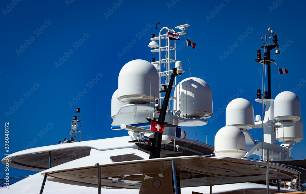 Yacht et radars Stock Photo Adobe Stock