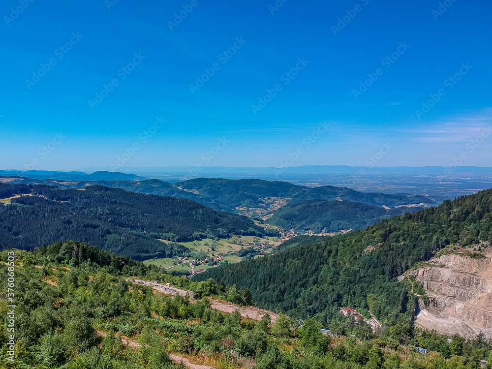 Luftaufnahmen von deutschen Wäldern