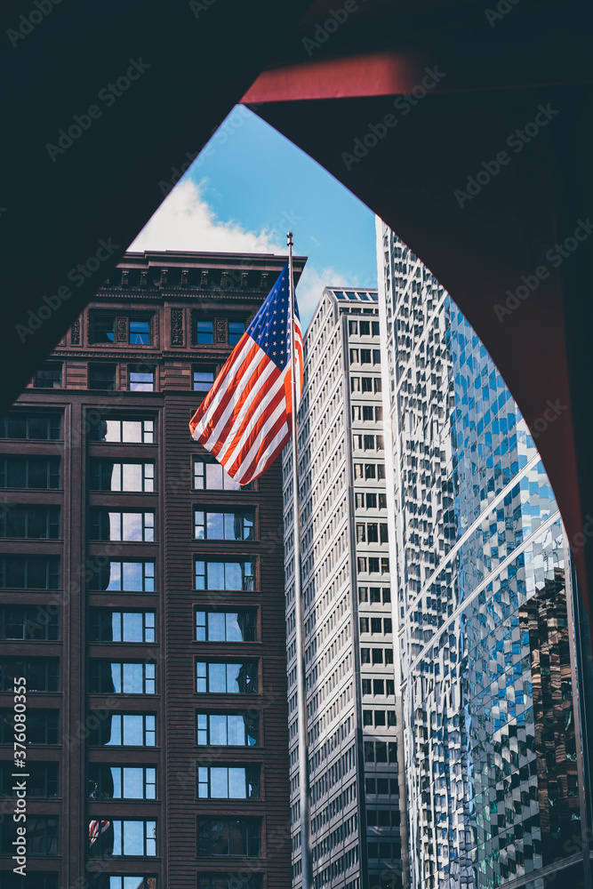 Fotografie American flag in the city