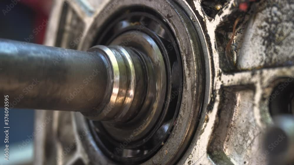Rotation of the bearing in the motor. Semi-axle on a transmission Rotation of the bearing in the motor. Semi-axle on a transmission