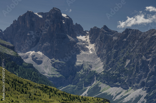 Obraz na plátně Central Brenta mountain group range as seen from Monte Spinale high plateau, above Madonna di Campiglio village, Brenta [Western] Dolomites, Rhaetian Alps, Trentino, Trento, Italy