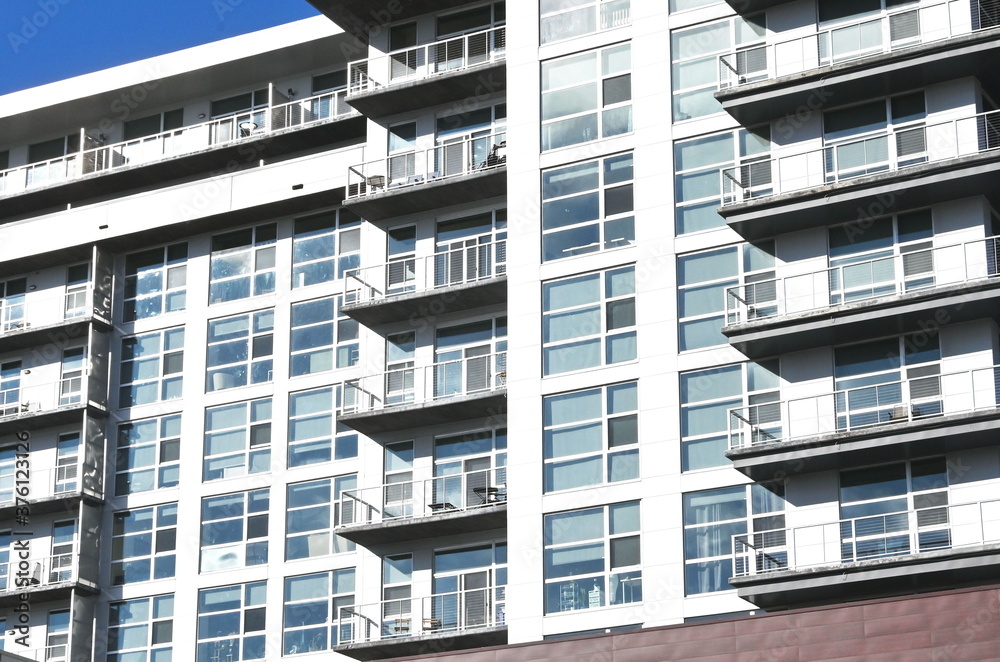 High-Rise Condos High-Rise Condos