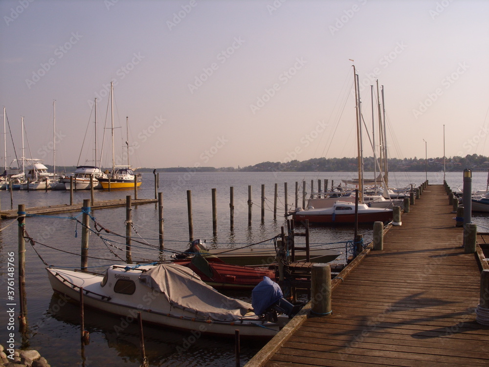 Fototapeta premium boats in the harbor