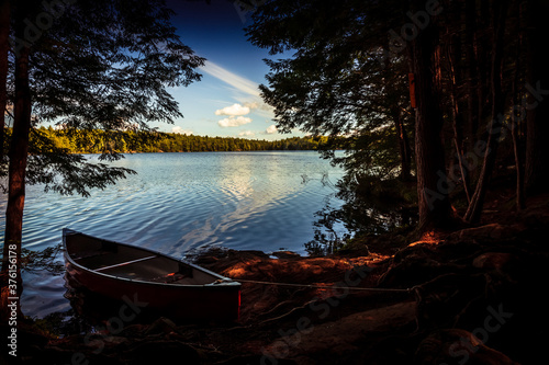 Fototapeta Naklejka Na Ścianę i Meble -  Canoe at Portage in Kawartha Highlands 